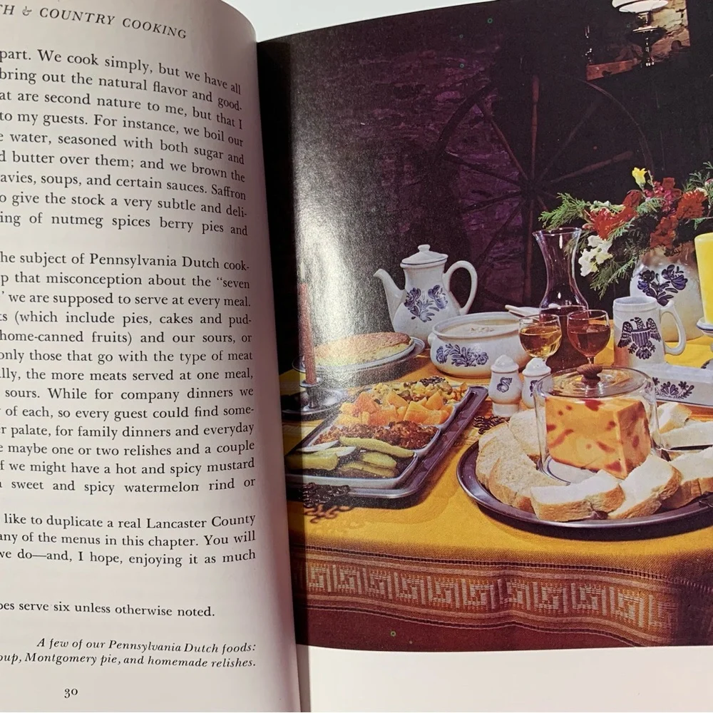 1974 Good Earth & Country Cooking Recipe Book By Betty Groff & Jose Wilson